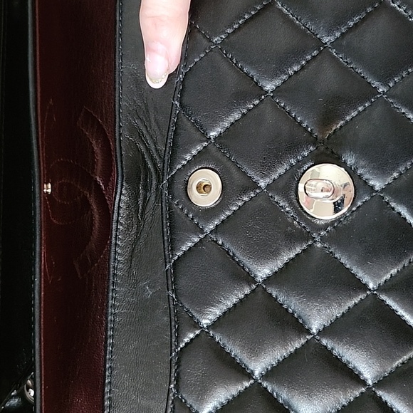 Chanel Classic Double Flap Lambskin Small SHW Authentic - Picture 8 of 15